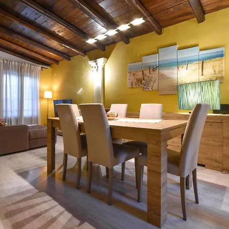 בית נופש Lovely Home In Monreale