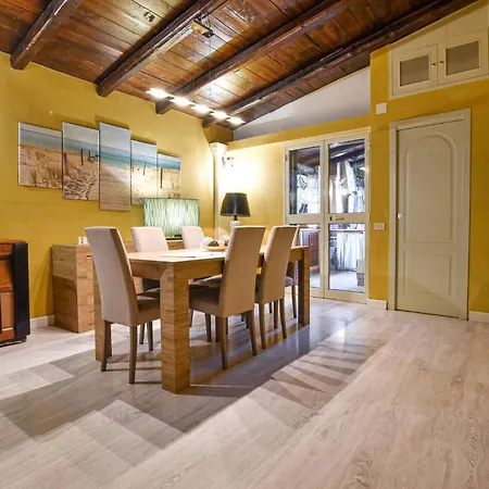 Lovely Home In Monreale מונריאלה